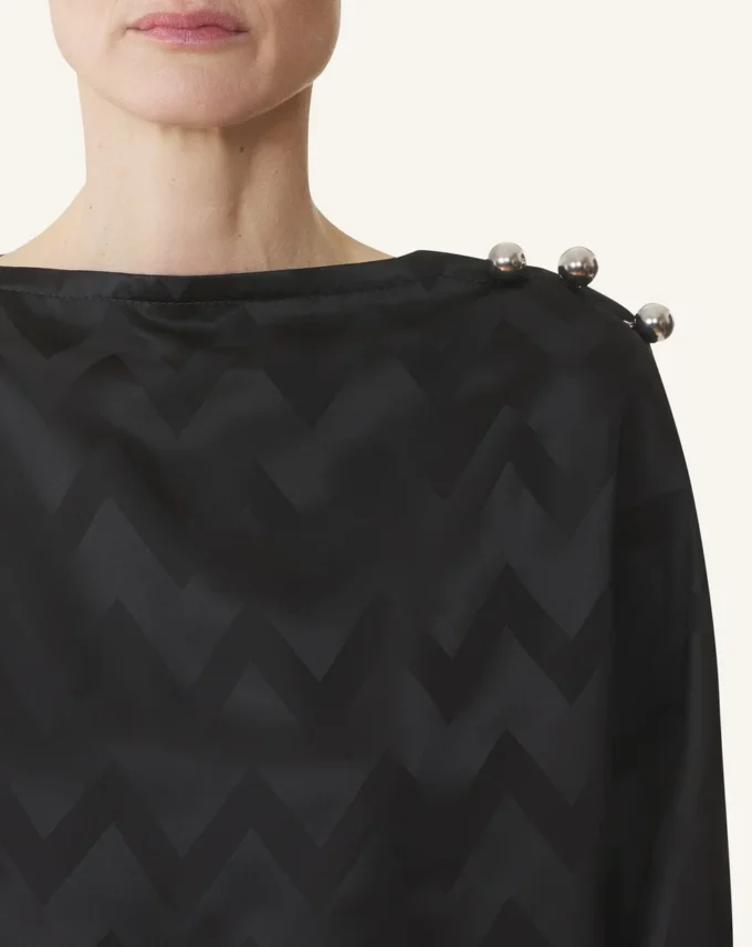 Fluid Top in Jacquard Viscose Fluid Top in Jacquard Viscose