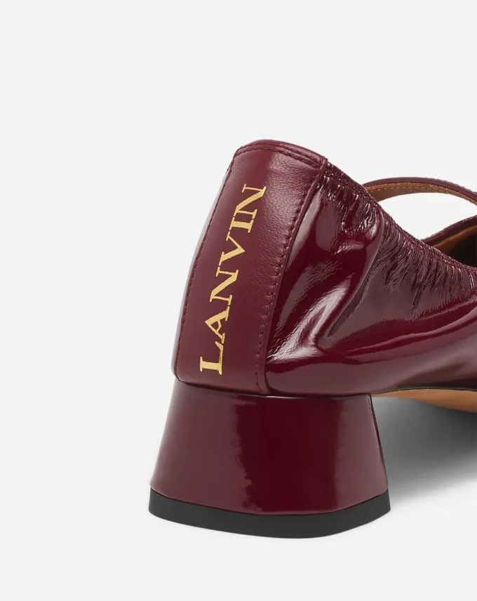 Heeled Mary Jane in Glossy Leather Heeled Mary Jane in Glossy Leather
