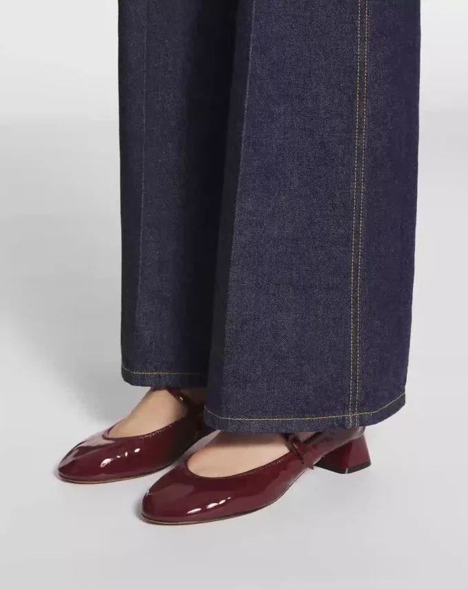 Heeled Mary Jane in Glossy Leather Heeled Mary Jane in Glossy Leather