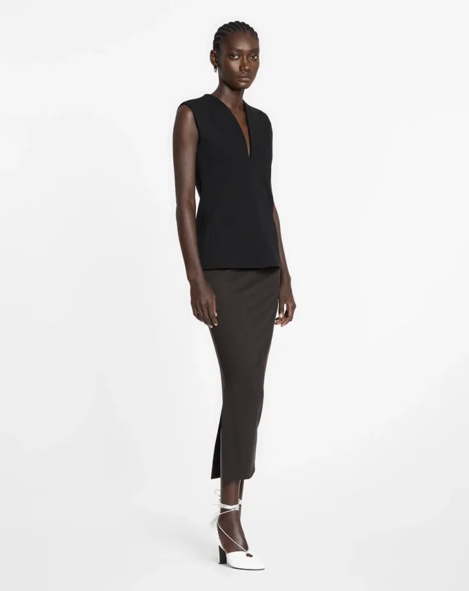 Jersey Top with a Plunging Neckline Jersey Top with a Plunging Neckline