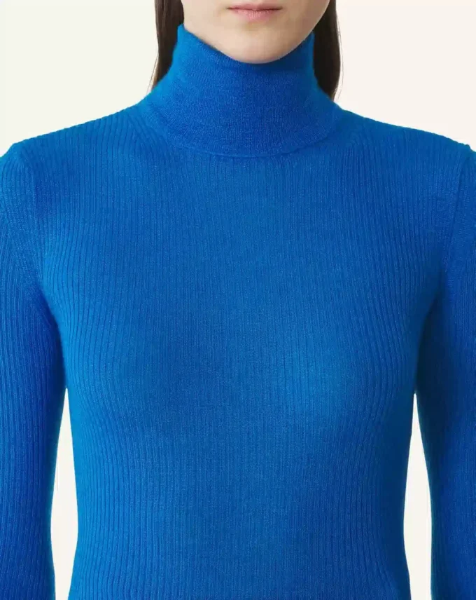 Merino Wool and Silk Turtleneck Sweater Merino Wool and Silk Turtleneck Sweater