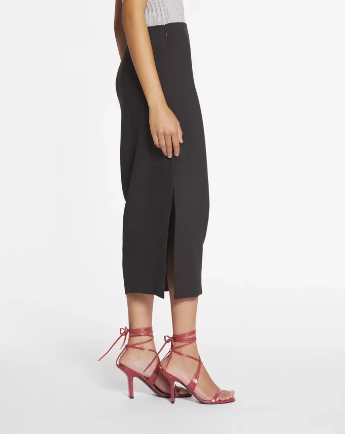 Midi Skirt in Wool and Viscose Midi Skirt in Wool and Viscose