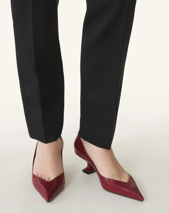 Midnight Step Pump in Leather