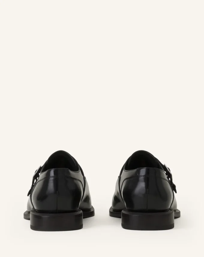 Monk Shoes in Glossy Leather Monk Shoes in Glossy Leather