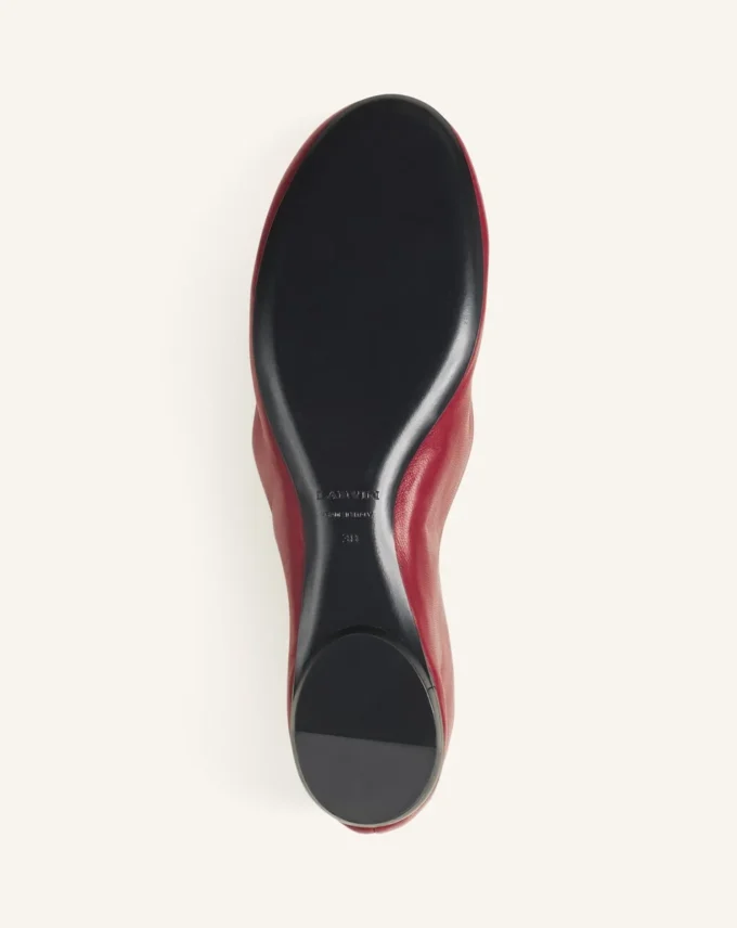 The Ballerina Flat in Leather The Ballerina Flat in Leather