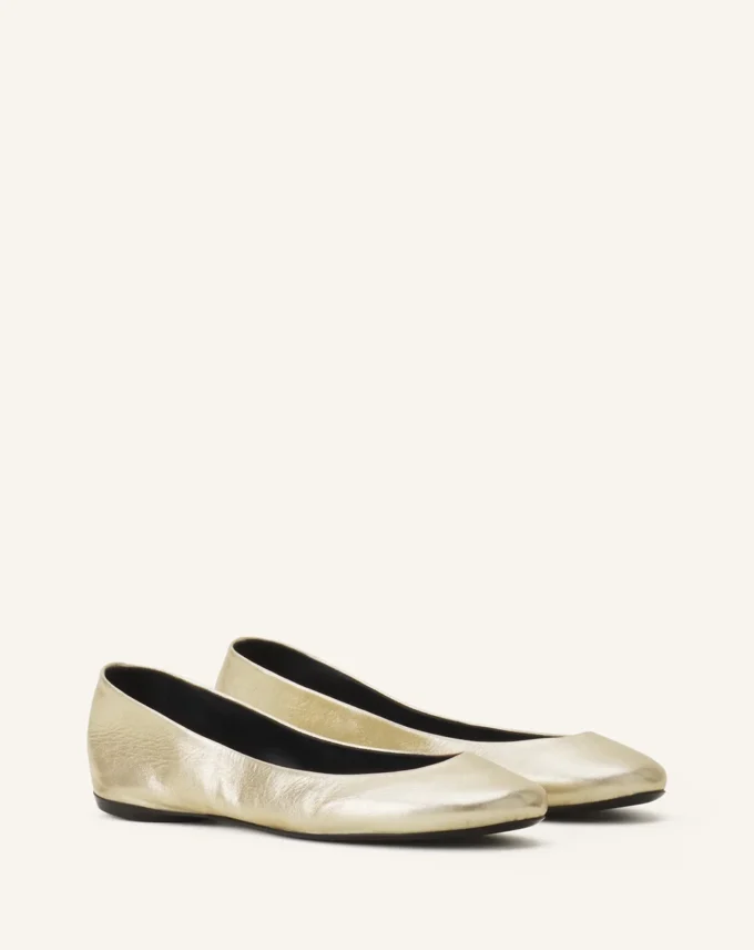 The Ballerina Flat in Metallic Leather The Ballerina Flat in Metallic Leather
